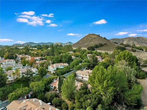 Tiny photo for 29623 Strawberry Hill, Agoura Hills, CA 91301 (MLS # SR25245994)