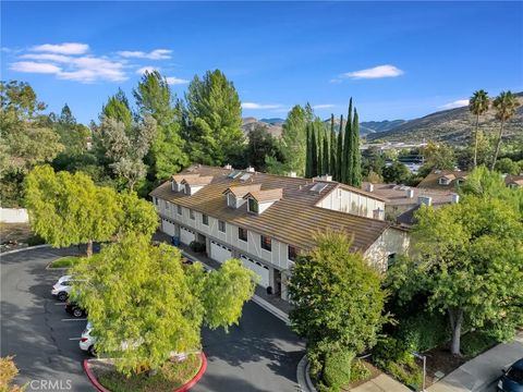 Tiny photo for 29623 Strawberry Hill, Agoura Hills, CA 91301 (MLS # SR25245994)