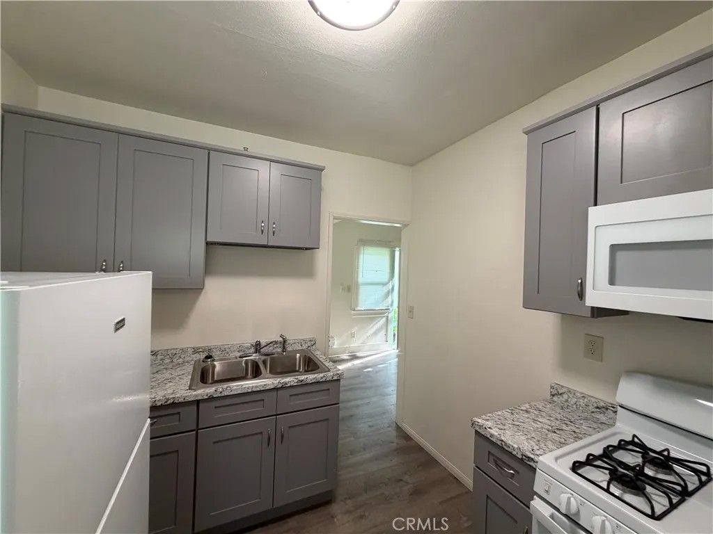 Photo of 1917 E 4th St #9, Long Beach, CA 90802 (MLS # PW26018017)