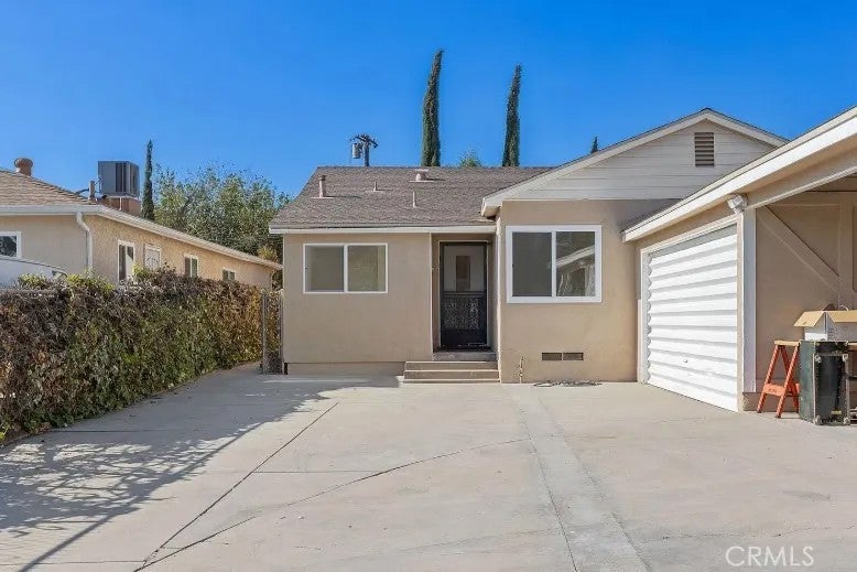 12839 Montague
