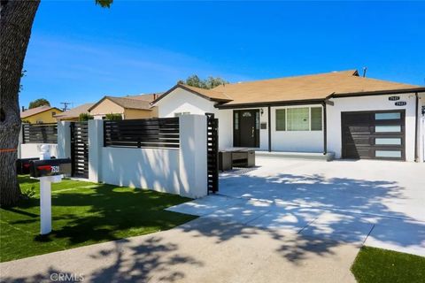 Photo of 7521 Milwood Ave, Canoga Park, CA 91303 (MLS # GD26082113)