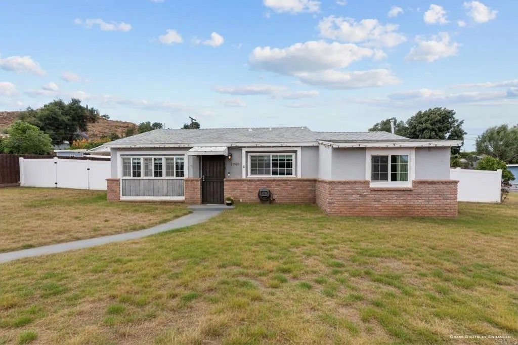 Photo of 1248 Dawnridge Avenue, El Cajon, CA 92021 (MLS # PTP2603530)