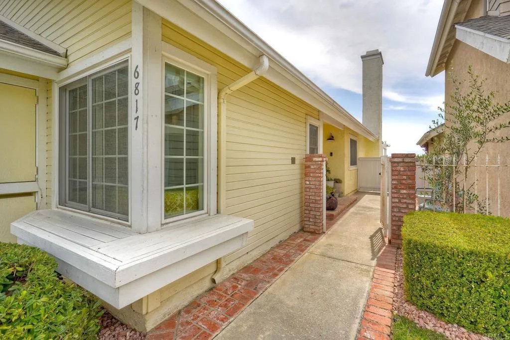 6817 Watercourse Drive