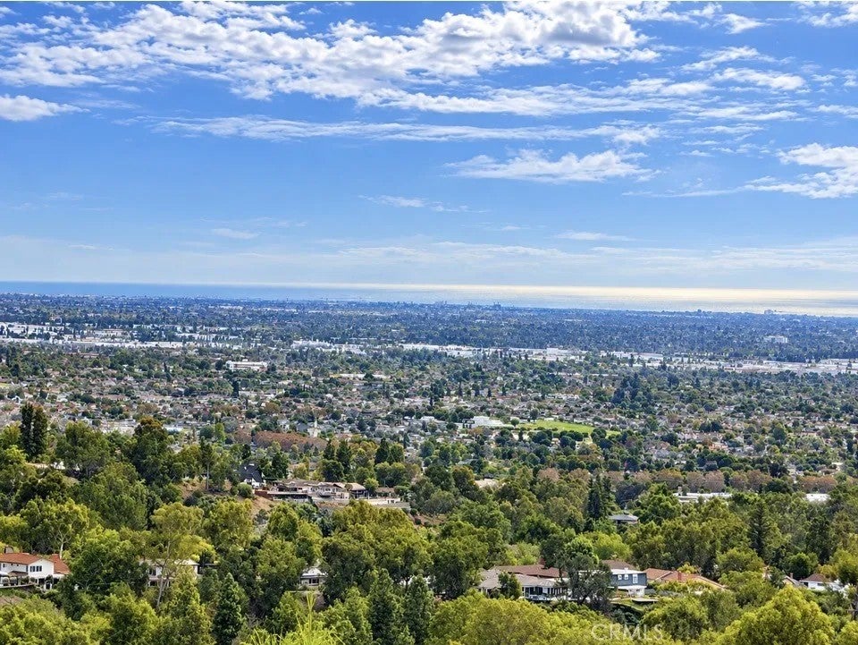 15931 Aurora Crest