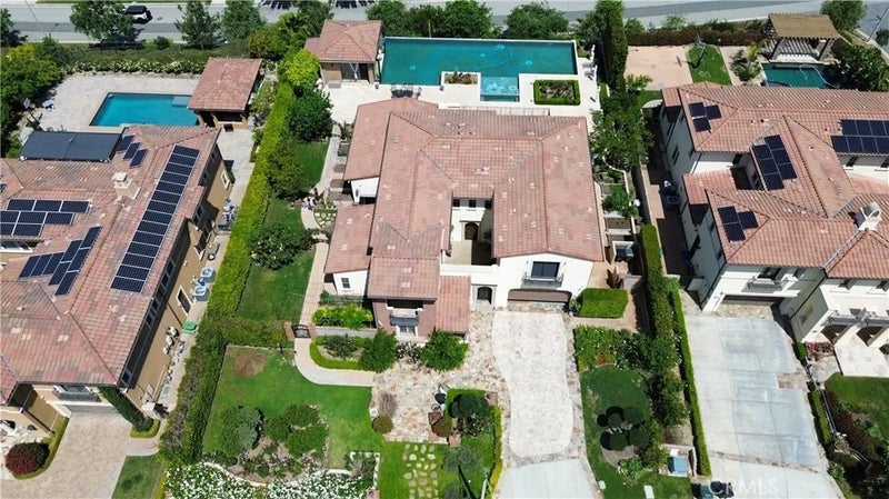 2825 Majestic Street
