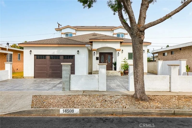 14508 Dumont