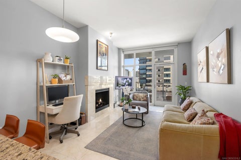 Tiny photo for 550 Front St #302, San Diego, CA 92101 (MLS # 260018459)