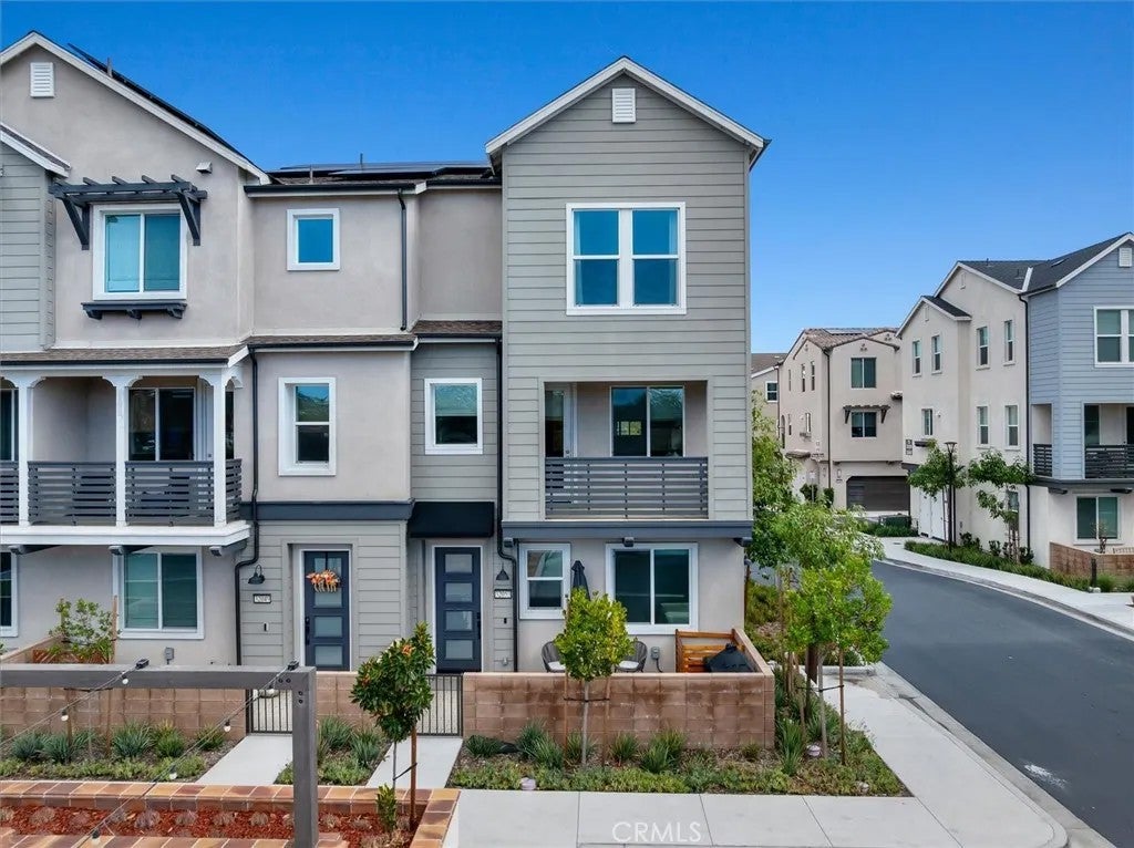 Photo of 32053 Paseo Vienta, San Juan Capistrano, CA 92675 (MLS # NP26226629)