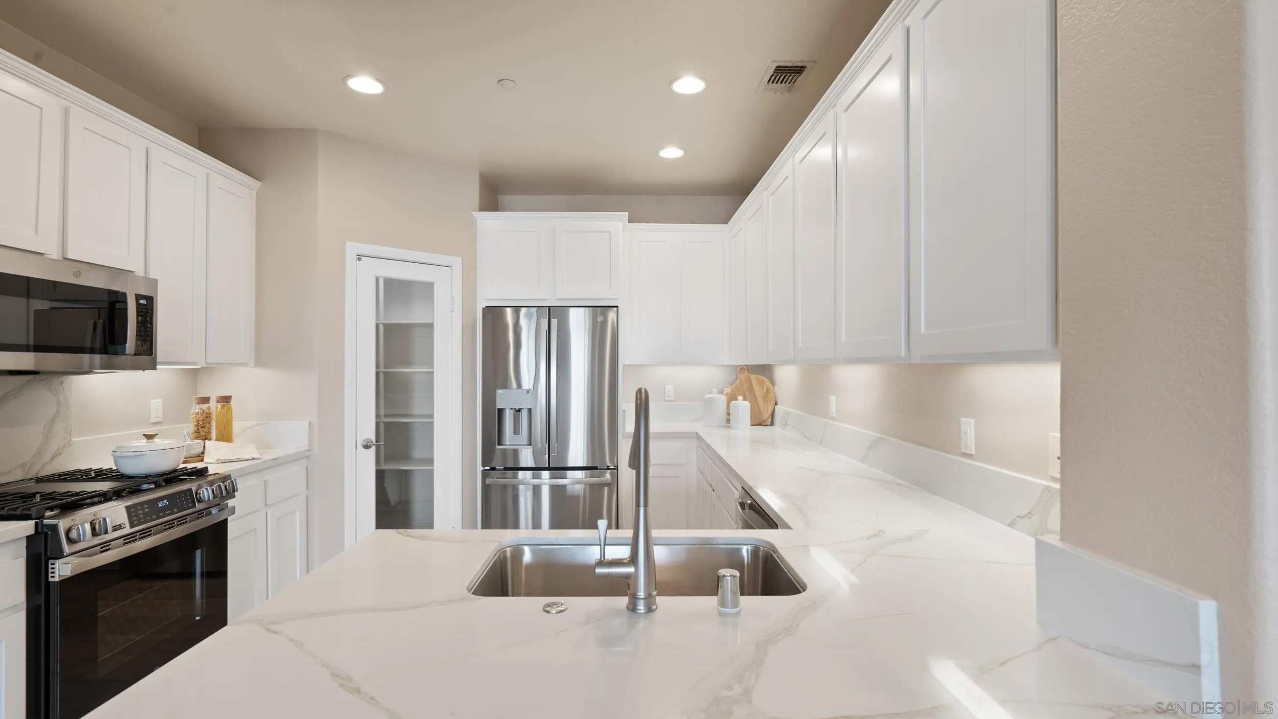 2145 Silverado Street