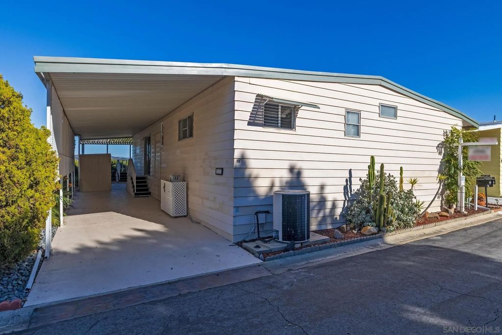 Photo of 7467 Mission Gorge Road #173, Santee, CA 92071 (MLS # 260001720)