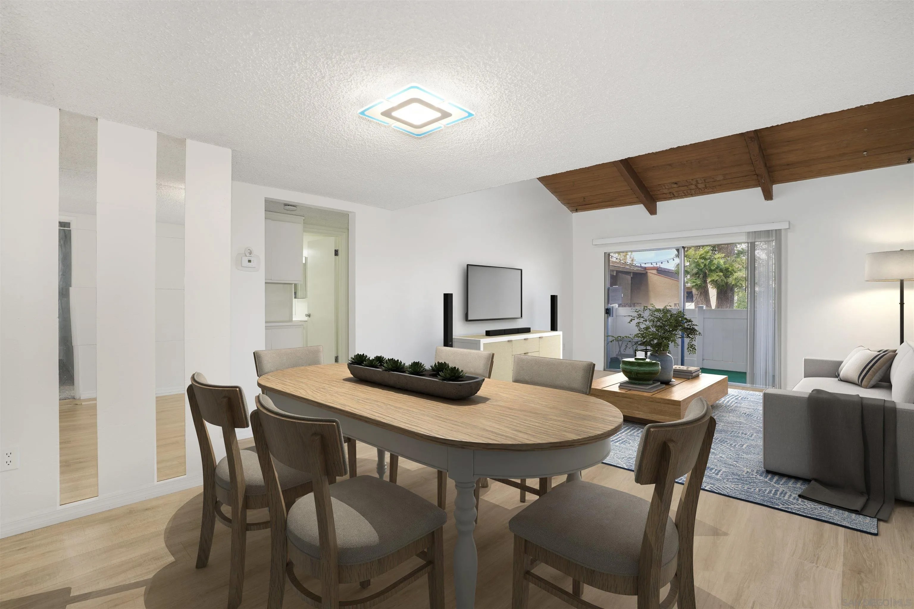10331 Lindley Ave 266