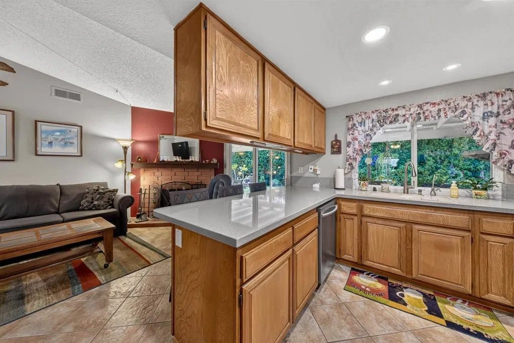 10131 Tres Lagos Court