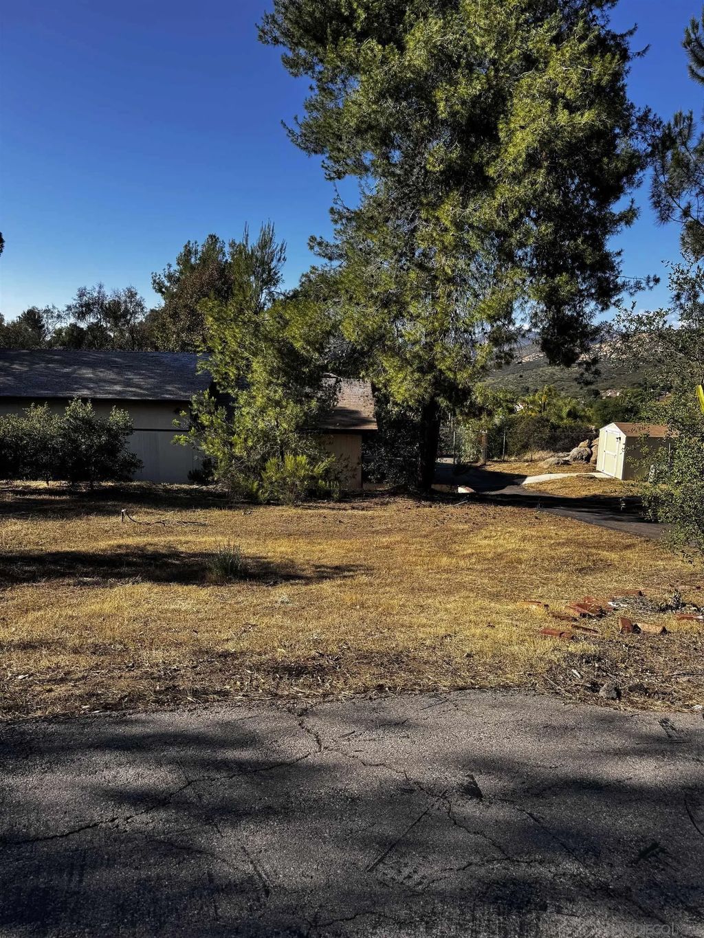 Photo of 160 Scottford DR, El Cajon, CA 92021 (MLS # 260011464)