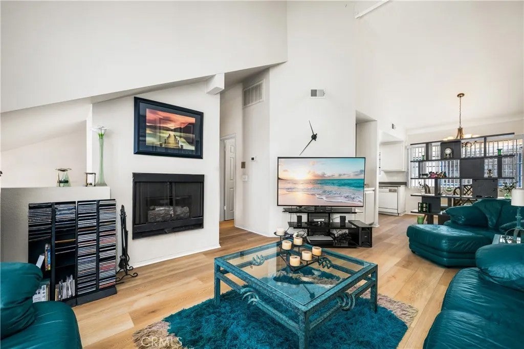 515 E Hazel 6