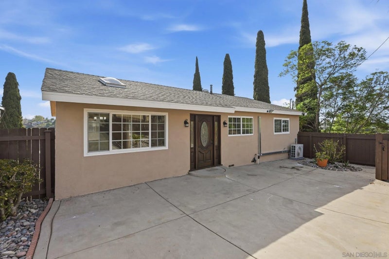 2473 Highland Ave.