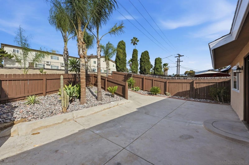 2473 Highland Ave.