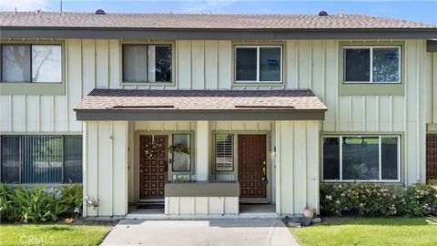 Photo of 9652 Karmont Ave, South Gate, CA 90280 (MLS # IN26039928)