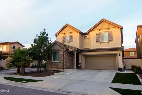 Photo of 591 Owens River Drive, Oxnard, CA 93036 (MLS # V1-34278)