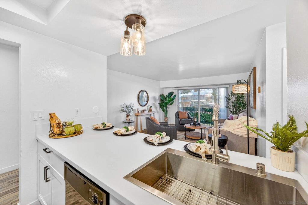 Photo of 178 4th Ave #4, Chula Vista, CA 91910 (MLS # 260009185)