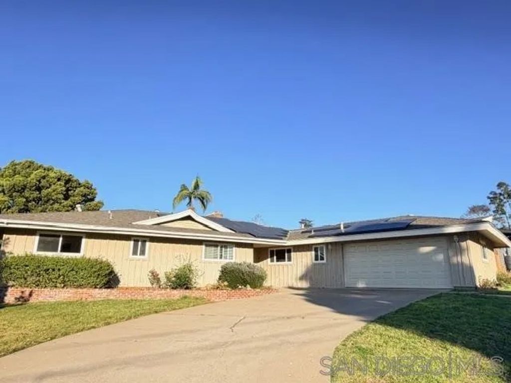 Photo of 6142 Romany Dr, San Diego, CA 92120 (MLS # 260002876)