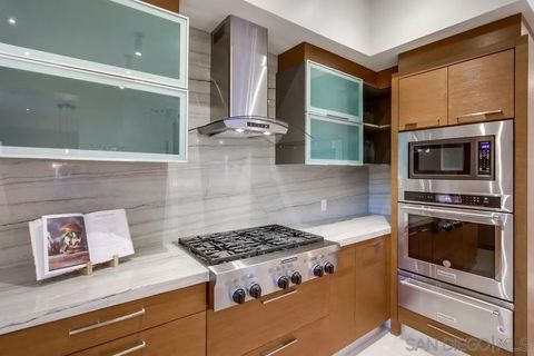 Tiny photo for 5435 Parkview Dr, La Jolla, CA 92037 (MLS # 250041315)