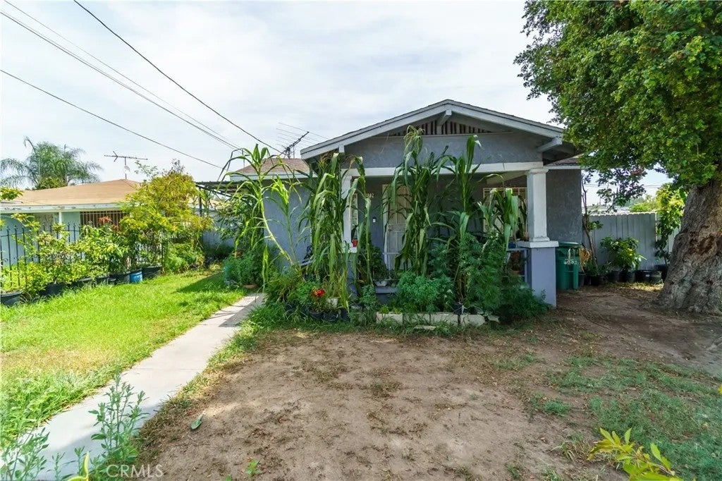 3802 Kenmore