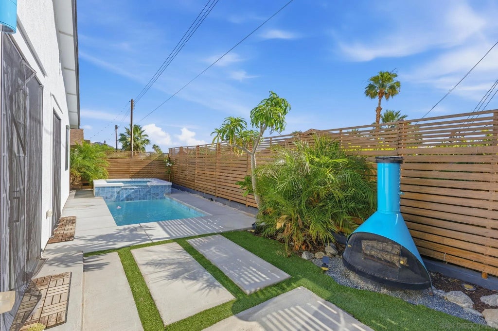 Photo of 53640 Avenida Rubio, La Quinta, CA 92253 (MLS # 260009288)