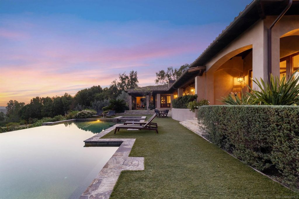 Photo of 6871 Las Colinas, Rancho Santa Fe, CA 92067 (MLS # 260003412)