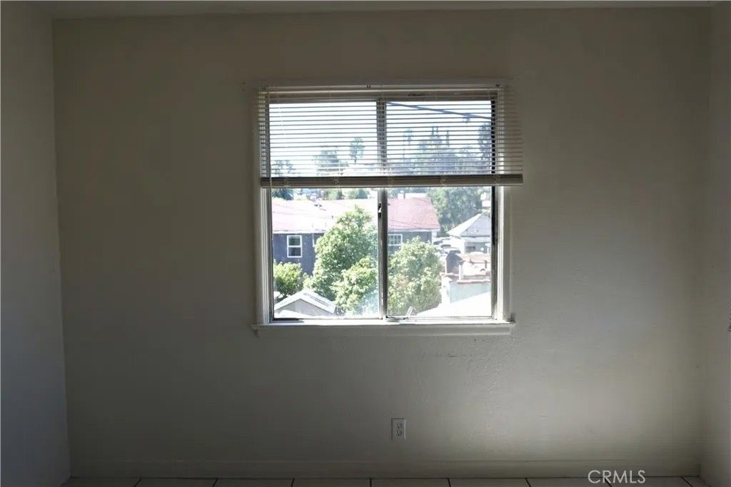 Photo of 6122 Mesa Avenue #5, Los Angeles, CA 90042 (MLS # WS25239563)