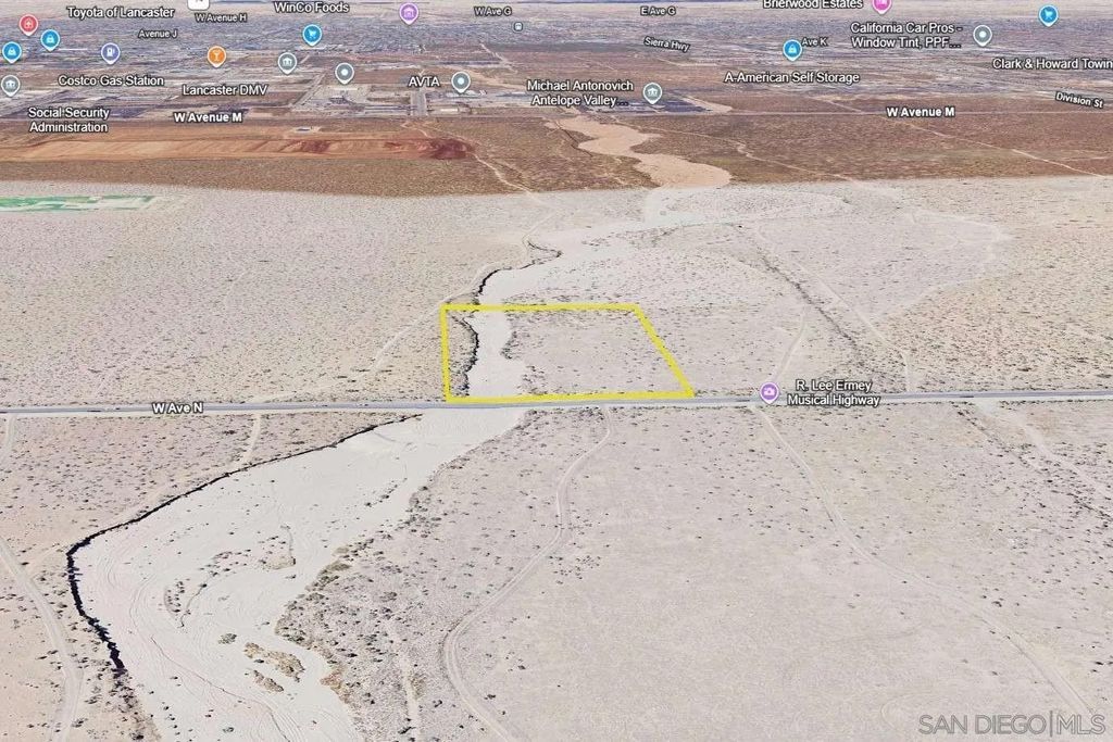 Photo of 0 W Ave N, Palmdale, CA 93550 (MLS # 250043834)