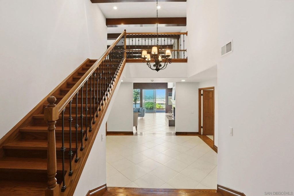 Photo of 6495 Caminito Northland, La Jolla, CA 92037 (MLS # 260008787)