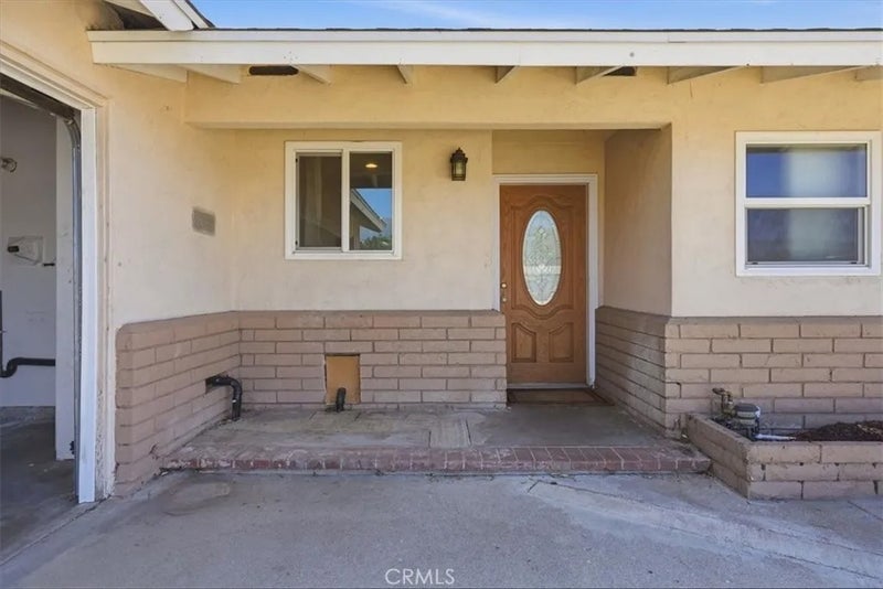 1686 E Princeton Street