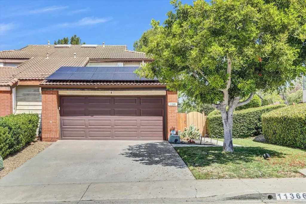 11366 Meadow Flower Place