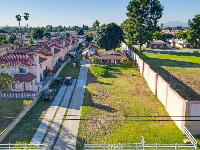 3903 Gilman Road
