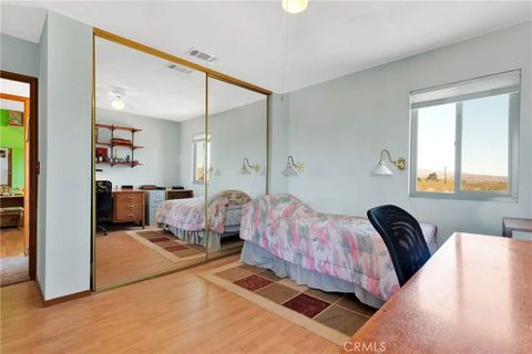 Tiny photo for 30881 Pawnee Road, Lucerne Valley, CA 92356 (MLS # HD25252272)