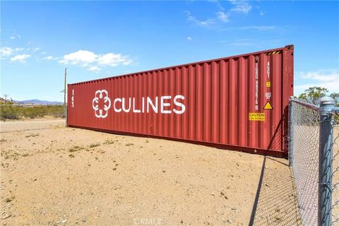 Tiny photo for 30881 Pawnee Road, Lucerne Valley, CA 92356 (MLS # HD25252272)