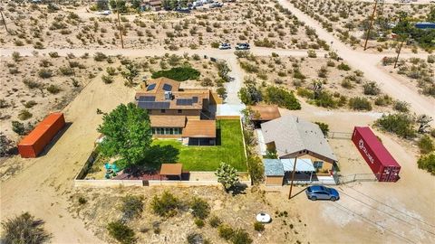 Tiny photo for 30881 Pawnee Road, Lucerne Valley, CA 92356 (MLS # HD25252272)