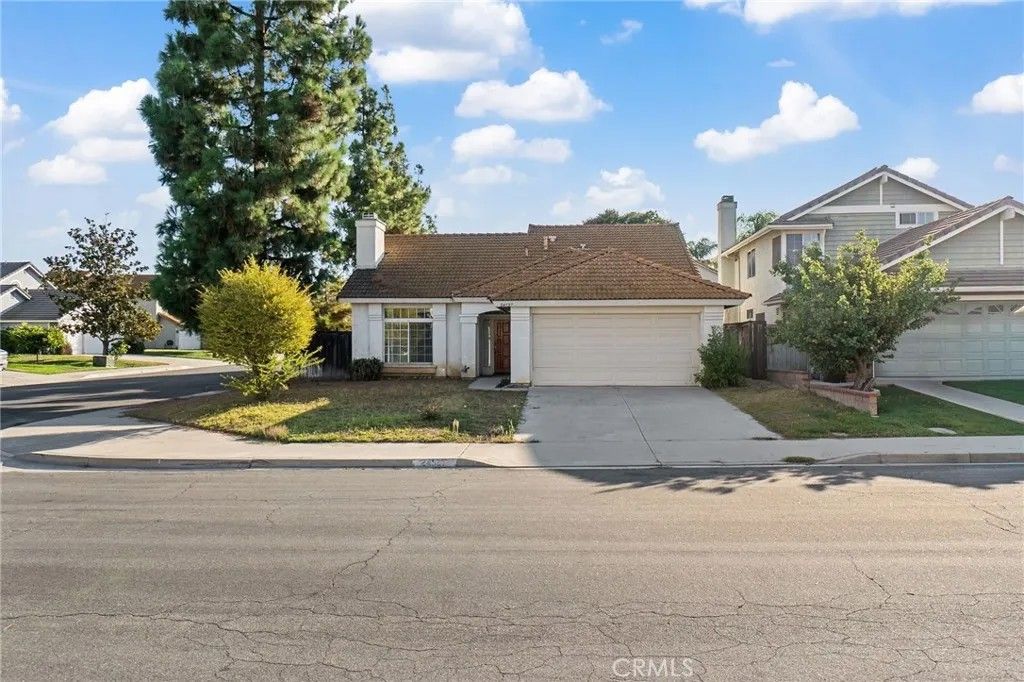 Photo of 24527 Westhaven Ct, Murrieta, CA 92562 (MLS # SW25220063)