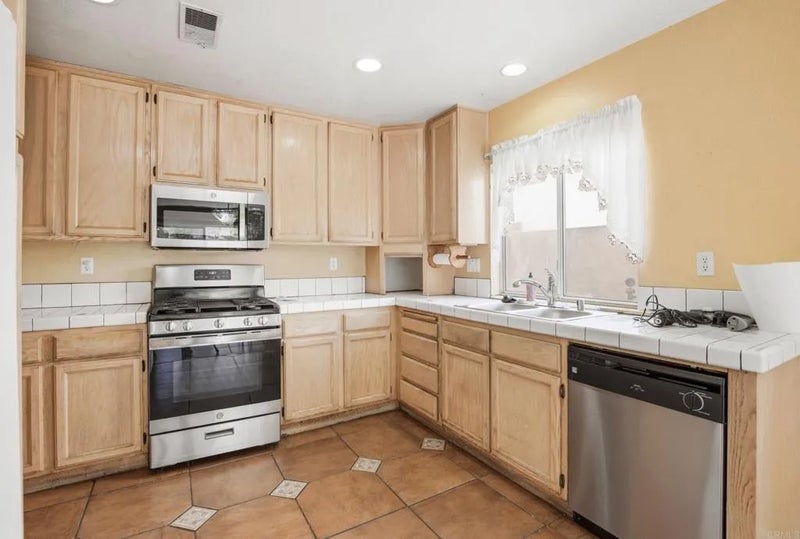 31802 Camino Rosales