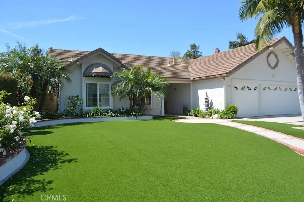 Photo of 20760 Via Marisa, Yorba Linda, CA 92886 (MLS # SR26091178)