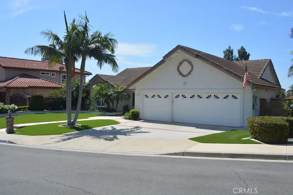Photo of 20760 Via Marisa, Yorba Linda, CA 92886 (MLS # SR26091178)