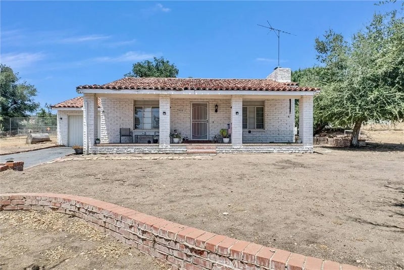 9300 Oak Glen