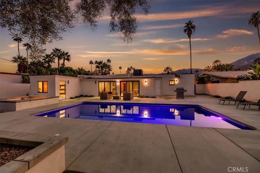 Photo of 218 E Ocotillo Ave, Palm Springs, CA 92264 (MLS # PW26065520)