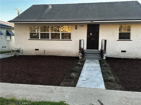 1726 E 122nd St, Los Angeles, CA 90059 - #: DW25269214