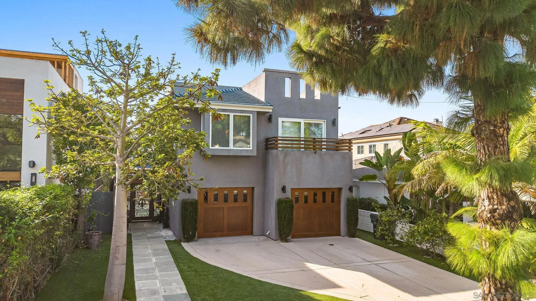 Coronado, California 92118, United States, 4 Bedrooms Bedrooms, ,4 BathroomsBathrooms,Residential,Active,252832