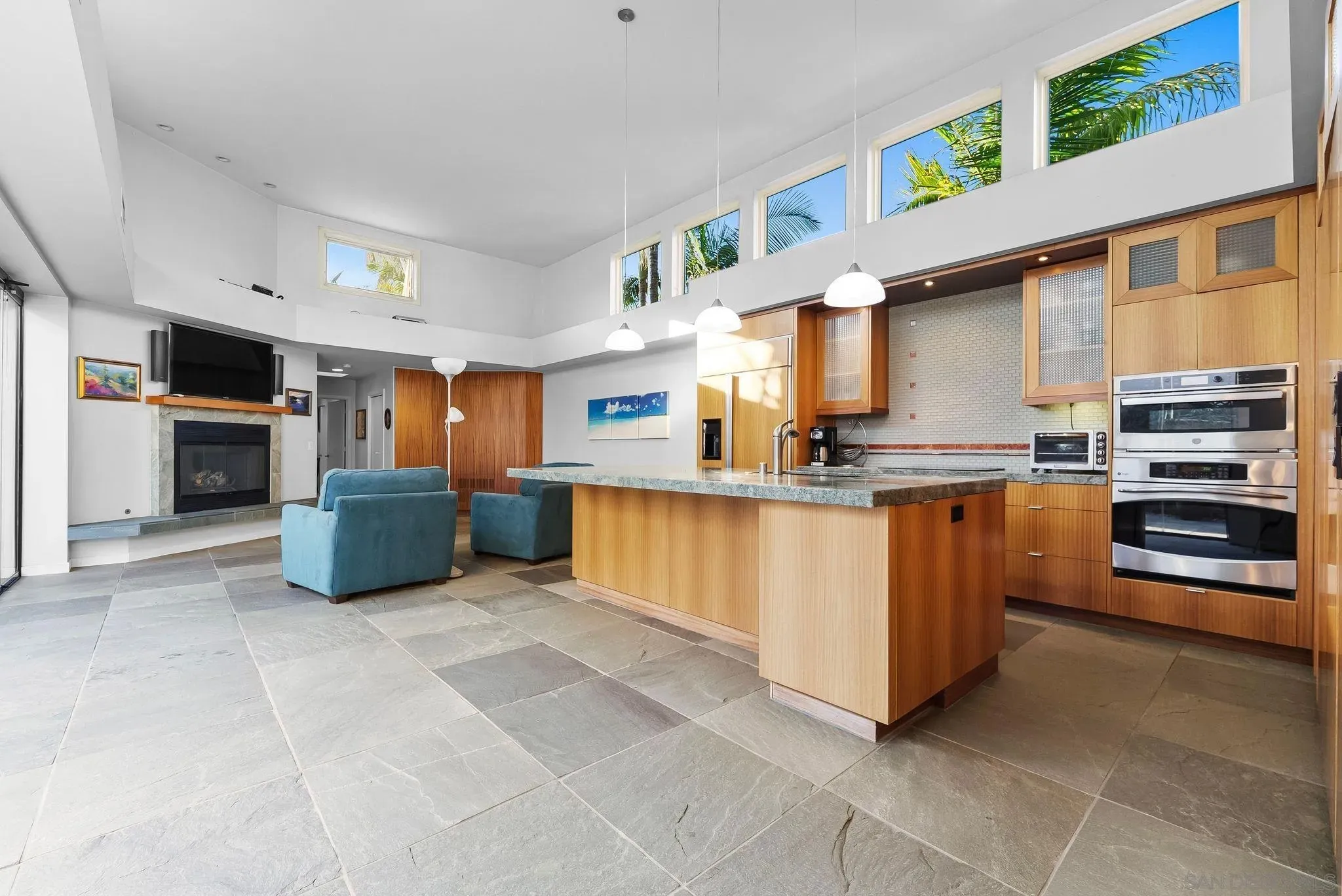 Coronado, California 92118, United States, 4 Bedrooms Bedrooms, ,4 BathroomsBathrooms,Residential,Active,252832