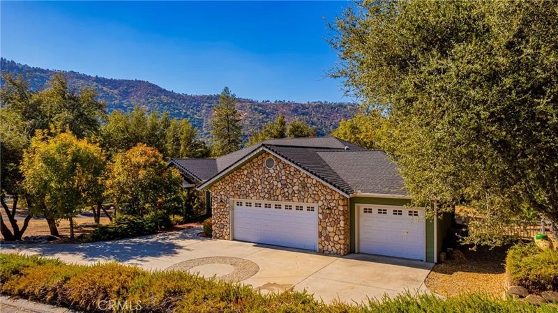 41282 Singing Hills