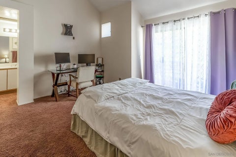 Tiny photo for 12038 Calle De Leon 71, El Cajon, CA 92019 (MLS # 260014346)