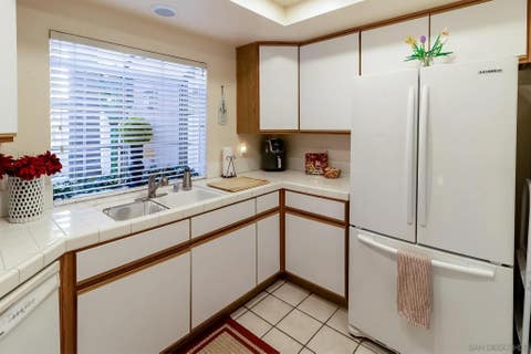 Tiny photo for 12038 Calle De Leon 71, El Cajon, CA 92019 (MLS # 260014346)