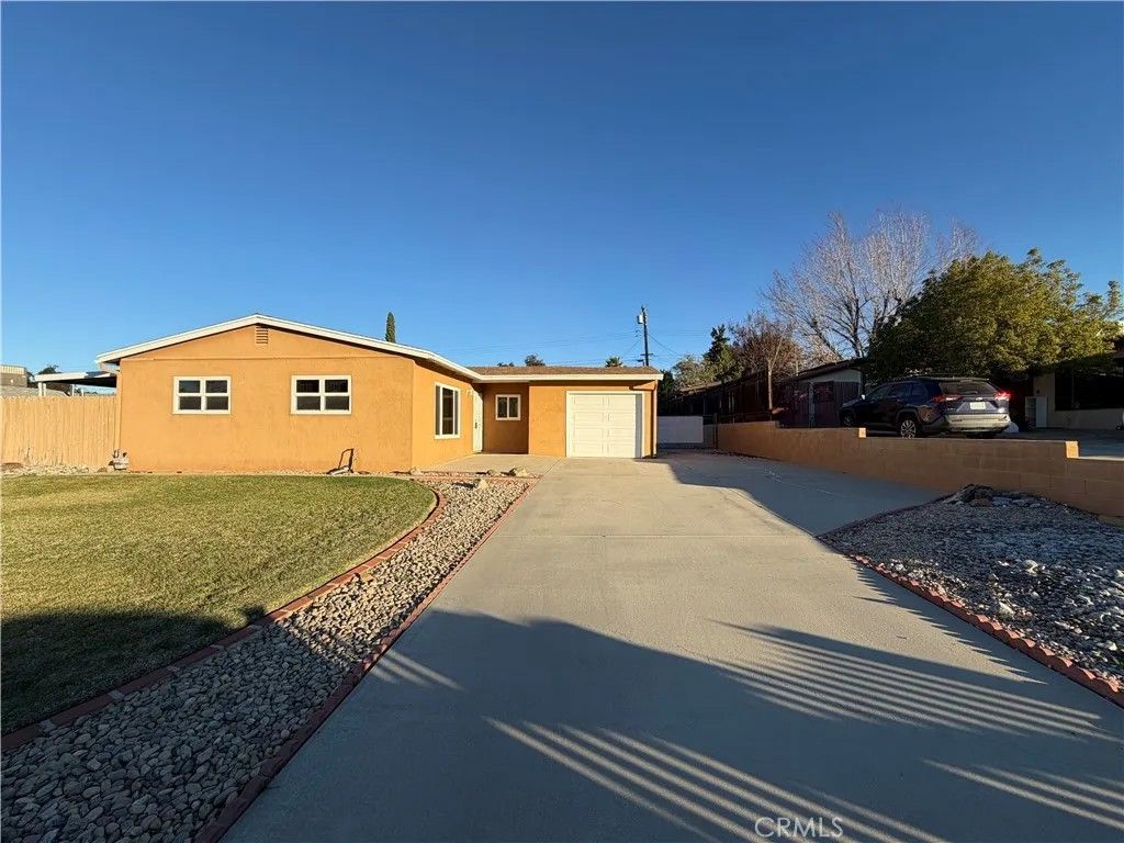 Photo of 35254 Mountain View, Yucaipa, CA 92399 (MLS # IG25276111)